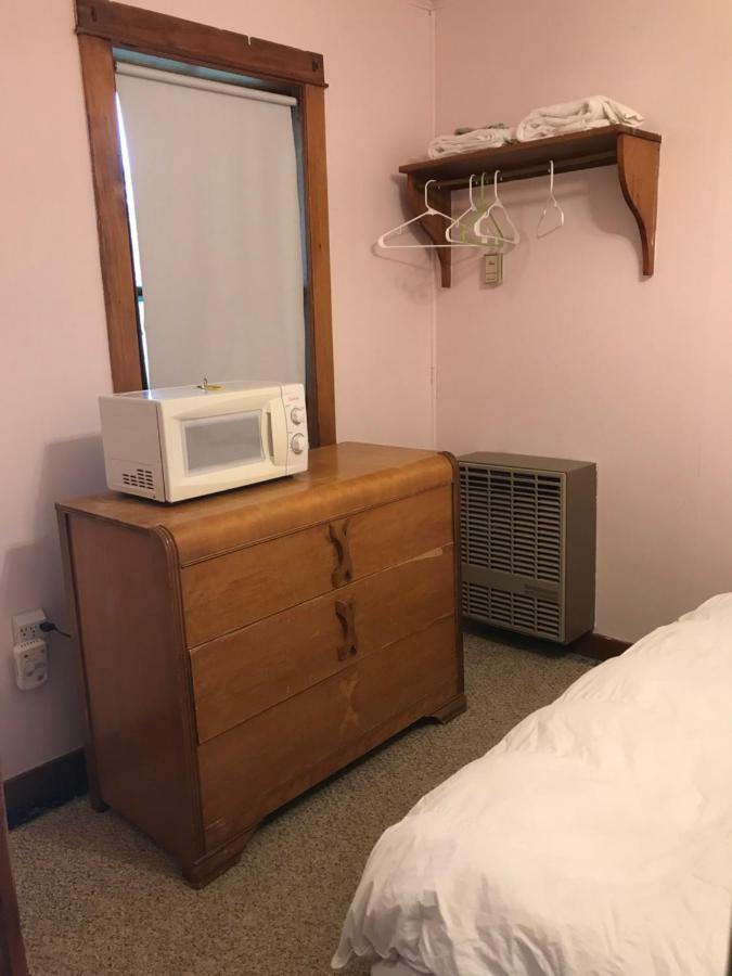 Katahdin Cabins Hotel Millinocket ภายนอก รูปภาพ